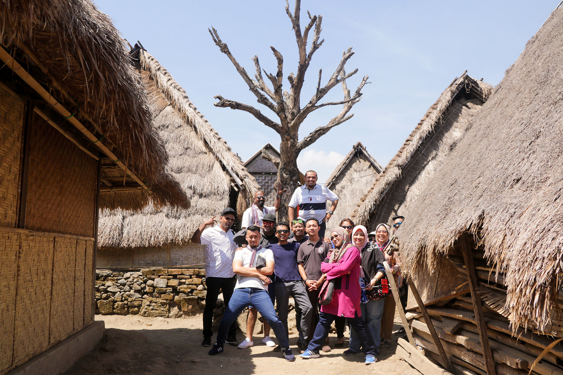 Desa Sasak Sade. Foto by Jackysan Lombok